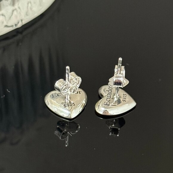 Ecuador Heart Earrings S925 Sterling Silver Handmade Ear Stud - Picture 4 of 5